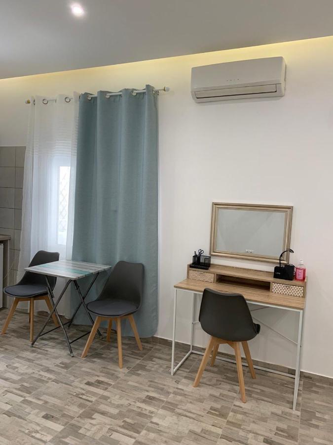 Апартаменты Santorini Studio For 2 Person In Athens Near Sea& Center Экстерьер фото